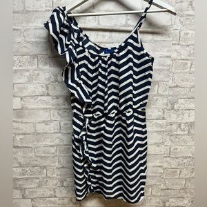 Envy Me ruffled shoulder women’s‎ dress large navy blue white stripes NWT